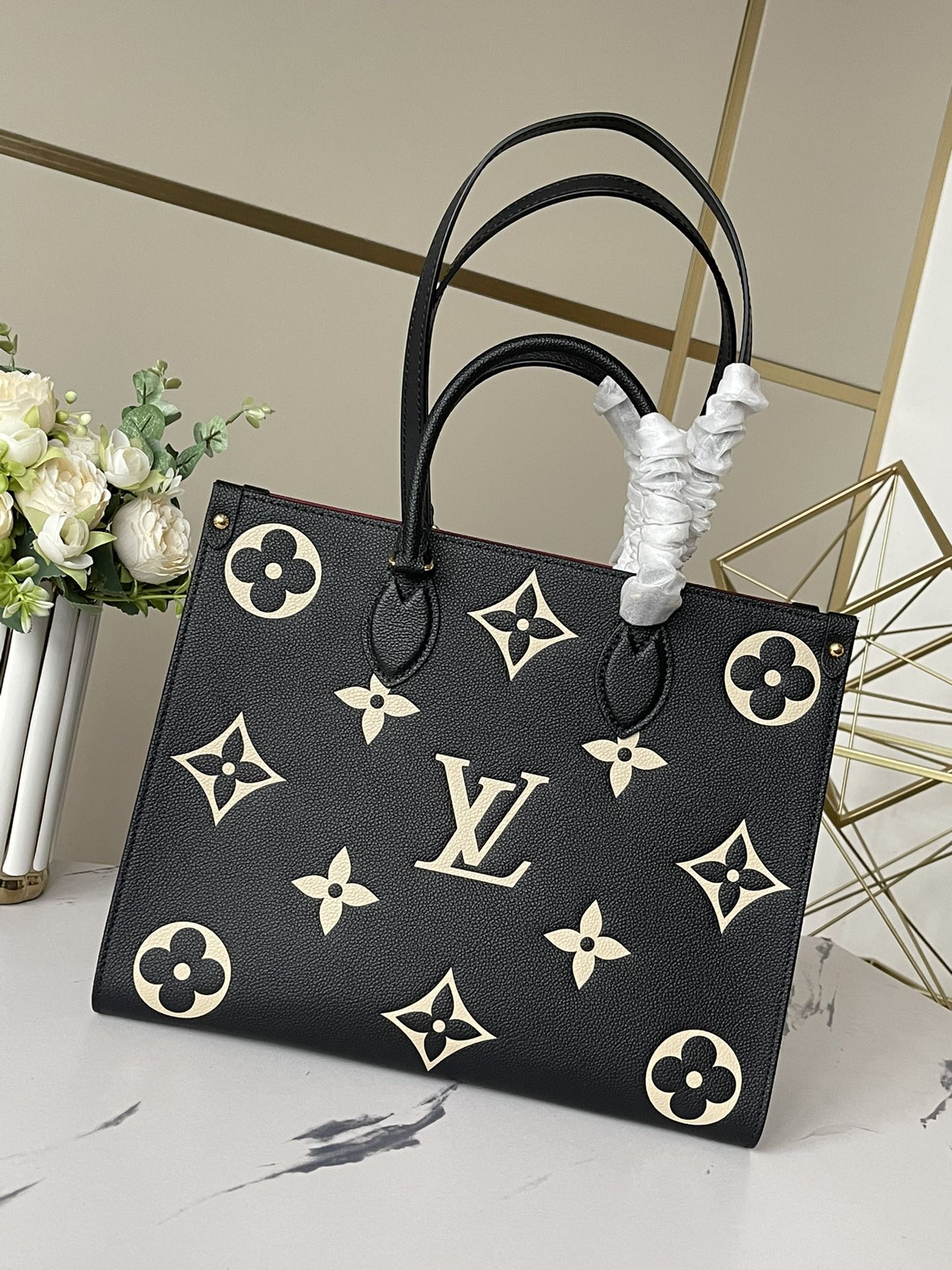 Louis Vuitton Shopping Bags